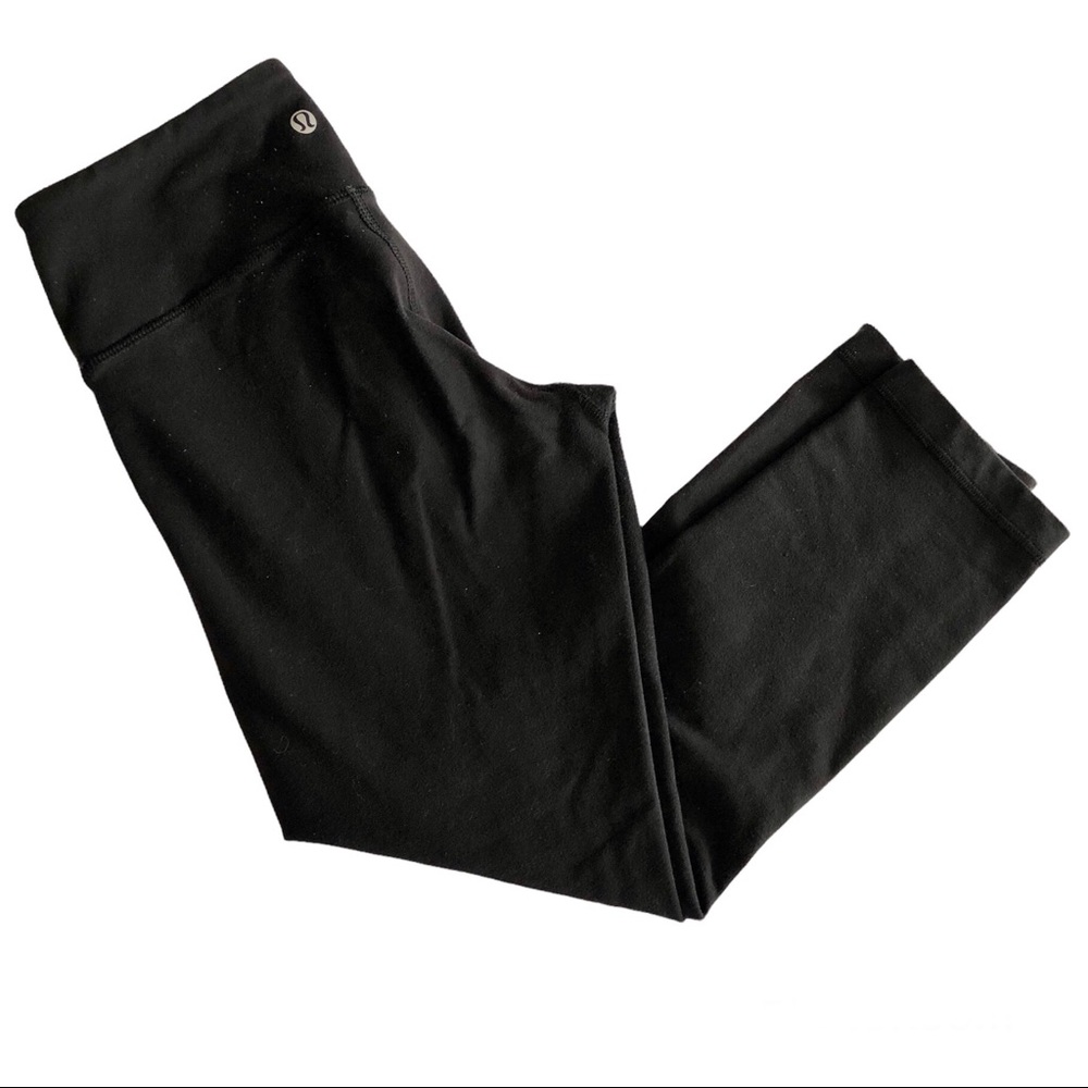 Lululemon Leggings Women’s 4 Classic Cropped Black Workout Gym Yoga Running Cute
